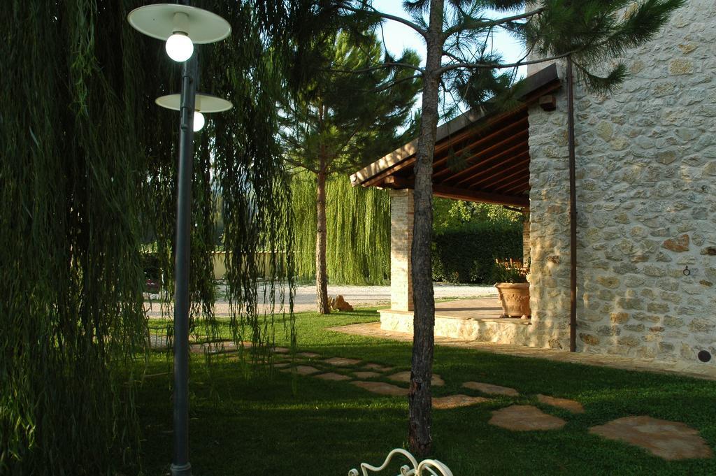 Agriturismo I Terzieri Ферентилло Экстерьер фото