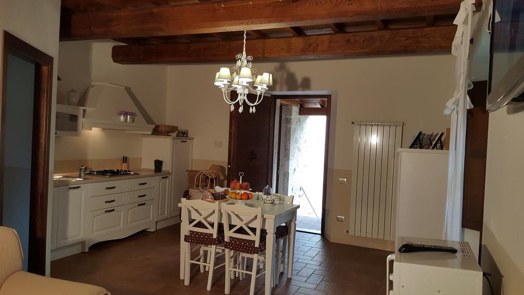 Agriturismo I Terzieri Ферентилло Экстерьер фото