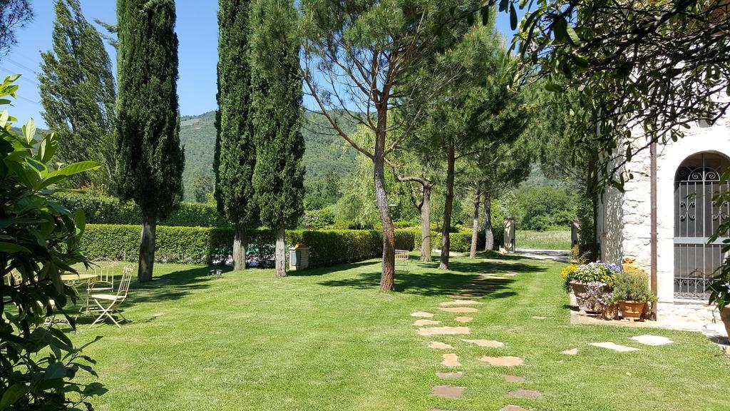 Agriturismo I Terzieri Ферентилло Экстерьер фото