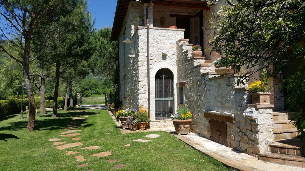 Agriturismo I Terzieri Ферентилло Экстерьер фото