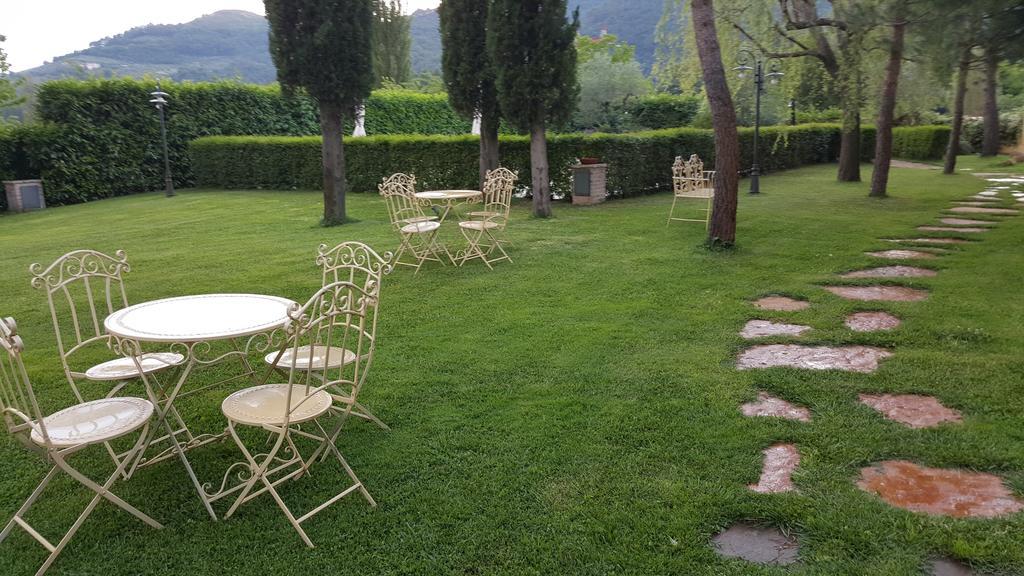 Agriturismo I Terzieri Ферентилло Экстерьер фото